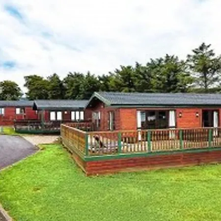 3 Bedroom Log Cabin - Sleeps 6 Hébergement de vacances *