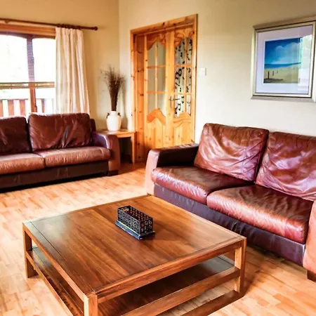 3 Bedroom Log Cabin - Sleeps 6 Hébergement de vacances